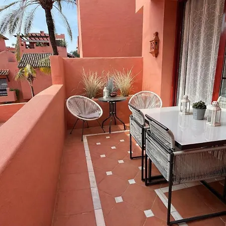 Two-room In Elviria Near The With Parking * 마르베야