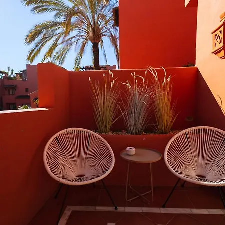 Two-room In Elviria Near The With Parking 马尔韦利亚