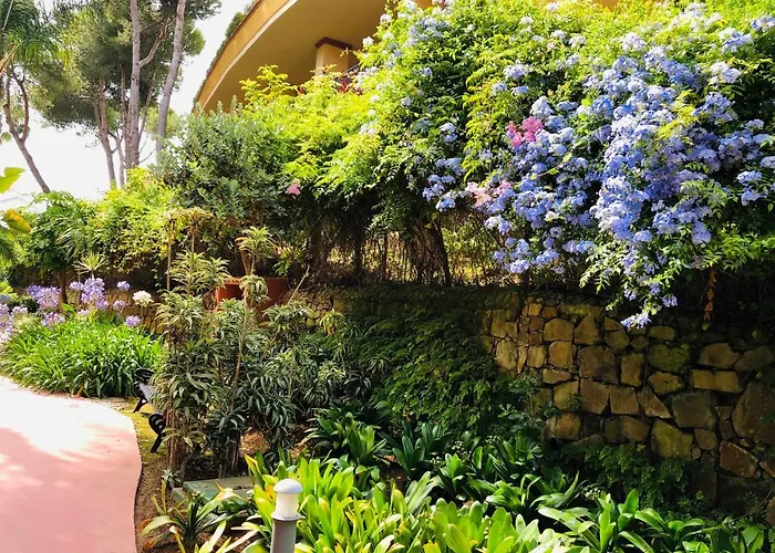 Two-room In Elviria Near The With Parking Lägenhet Marbella